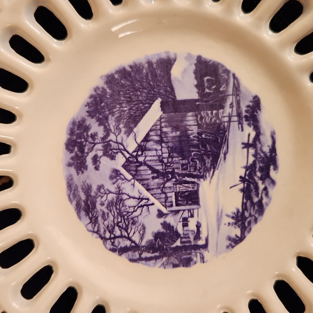 Courier and Ives Winter wall plates - Picture 2 of 5